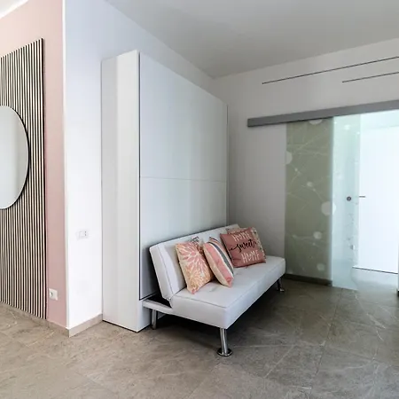 Sansirostadiumsuite דירה *